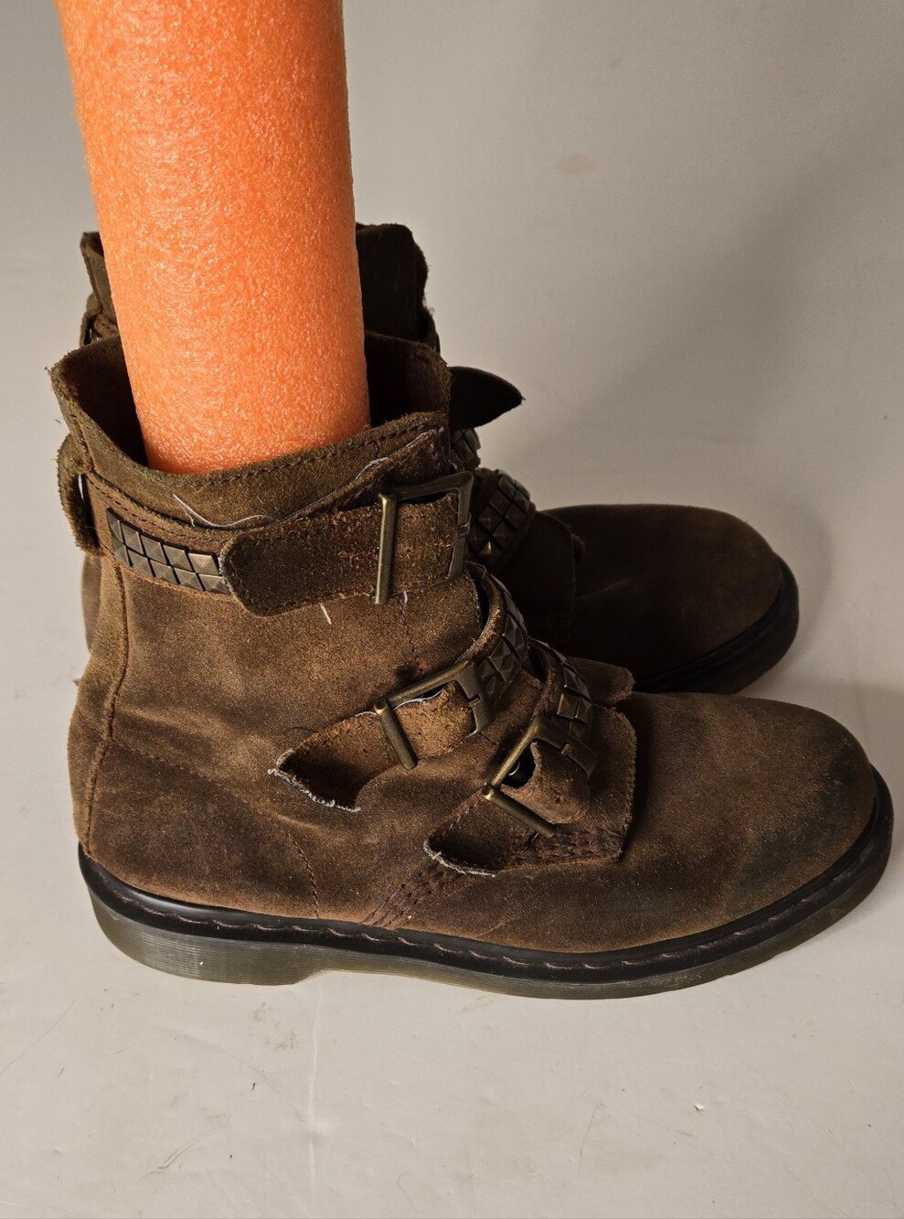 Dr. Martens Brown Suede Studded Triple-Buckle Ankle Boots Size 9 - Picture 5 of 14